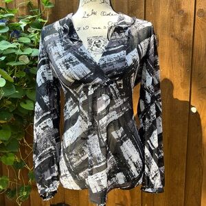 A.n.a. Women’s Long Sleeve Black & Gray Abstract Print Blouse, Size M, EUC